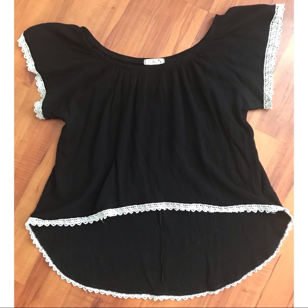 black off shoulder high low crop top size large